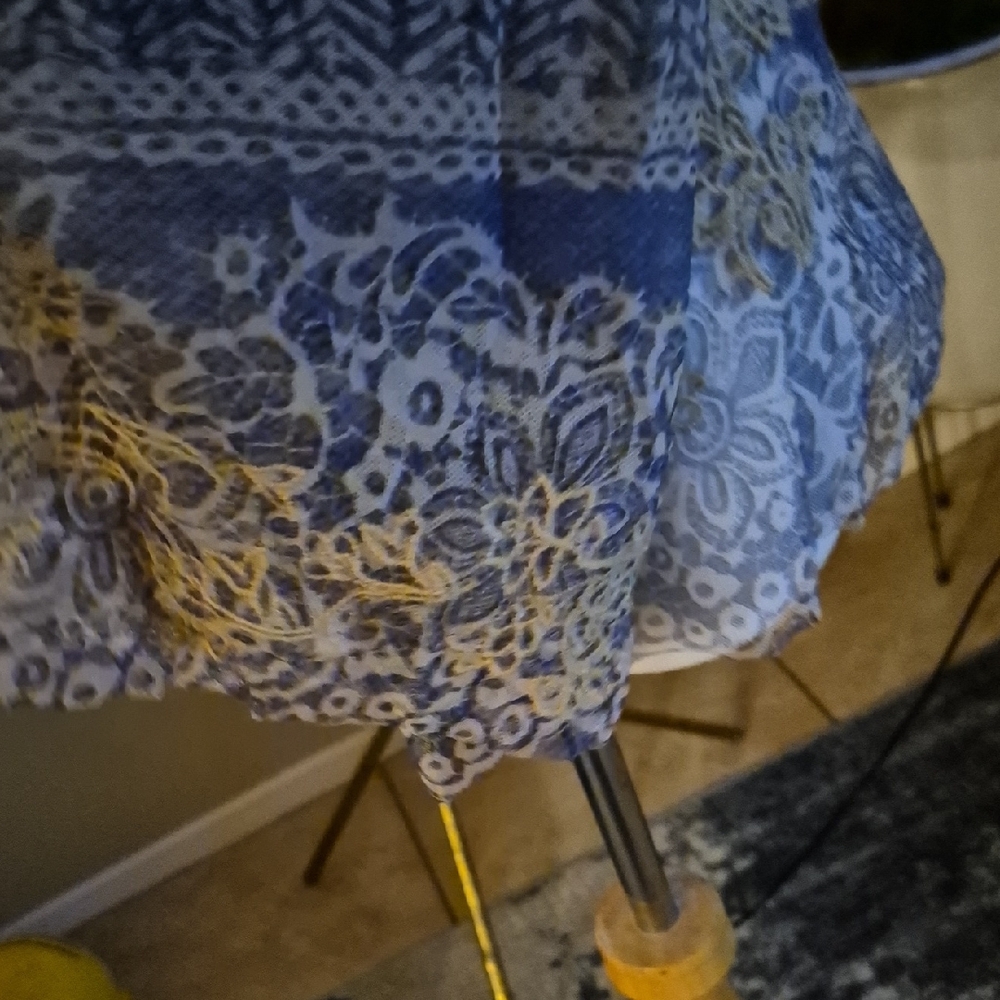 Johnny Was Blue and Cream Lace Blouse - Picture 4 of 7